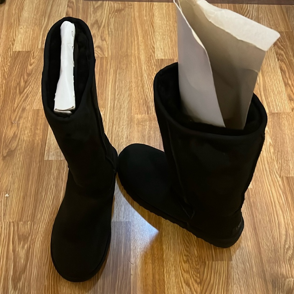 Women’s Classic Tall II Boot in Black